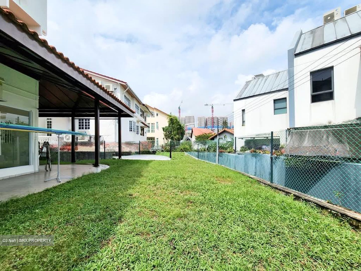 Grove Drive (D10), Semi-Detached #592826841